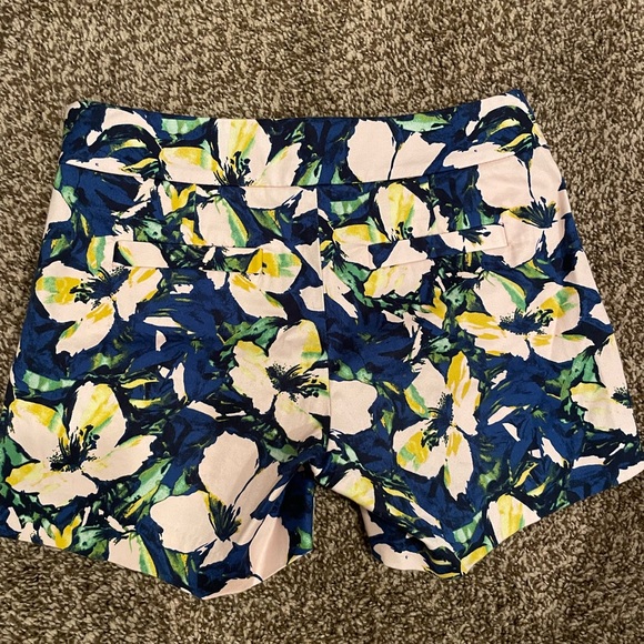 J.Crew Floral Shorts - Picture 5 of 5